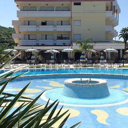 Cliffs Hotel Joppolo Buitenkant foto