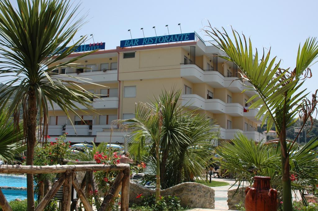 Cliffs Hotel Joppolo Buitenkant foto