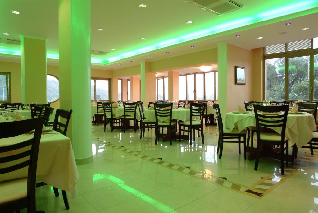 Cliffs Hotel Joppolo Buitenkant foto
