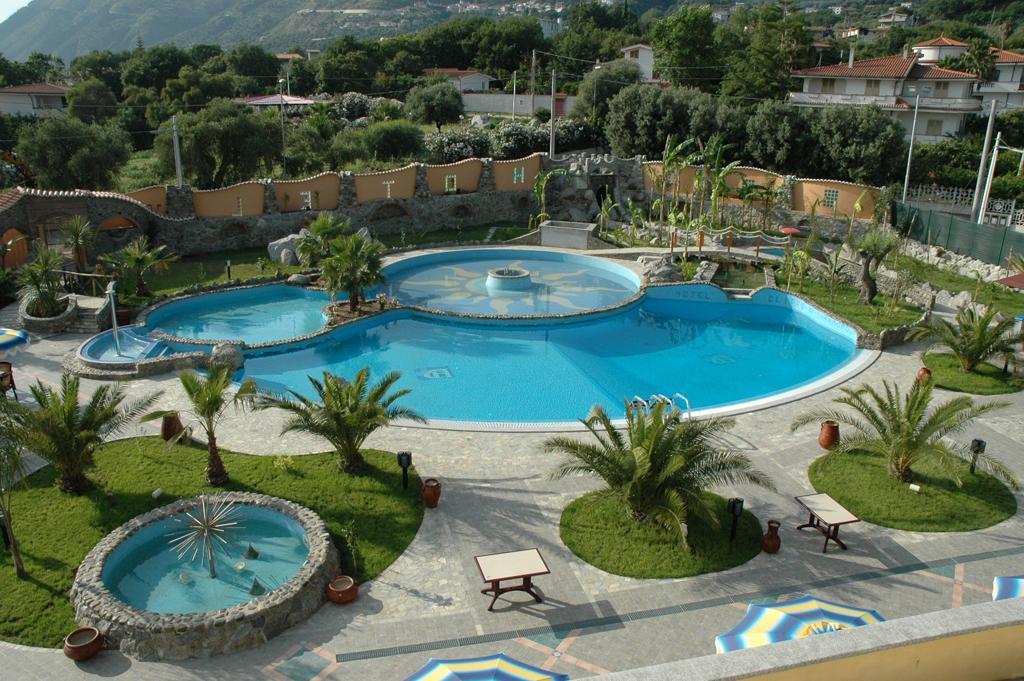 Cliffs Hotel Joppolo Buitenkant foto