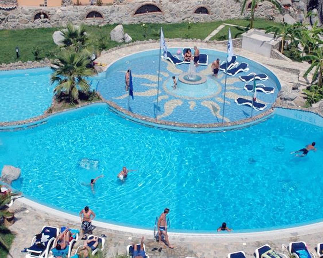 Cliffs Hotel Joppolo Buitenkant foto